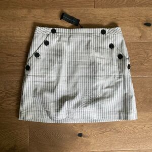 NWT - Banana Republic Women’s Mini Skirt
